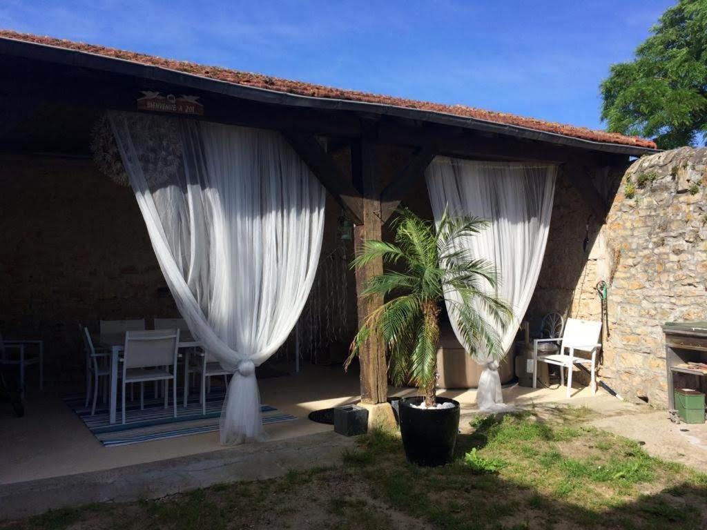 Bed and Breakfast Ecole De La Route Bleue Moiry Екстер'єр фото