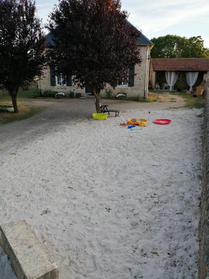 Bed and Breakfast Ecole De La Route Bleue Moiry Екстер'єр фото